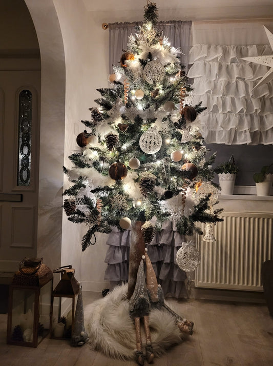 Künstlicher Weihnachtsbaum 220 cm – Majestätischer XL-Baum mit echtem Stamm
